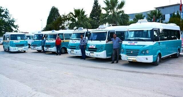 İzmir'de suya gelen yüzde 15'lik zammın ardından minibüs ücretlerine de yüzde 17 zam yapıldı.
