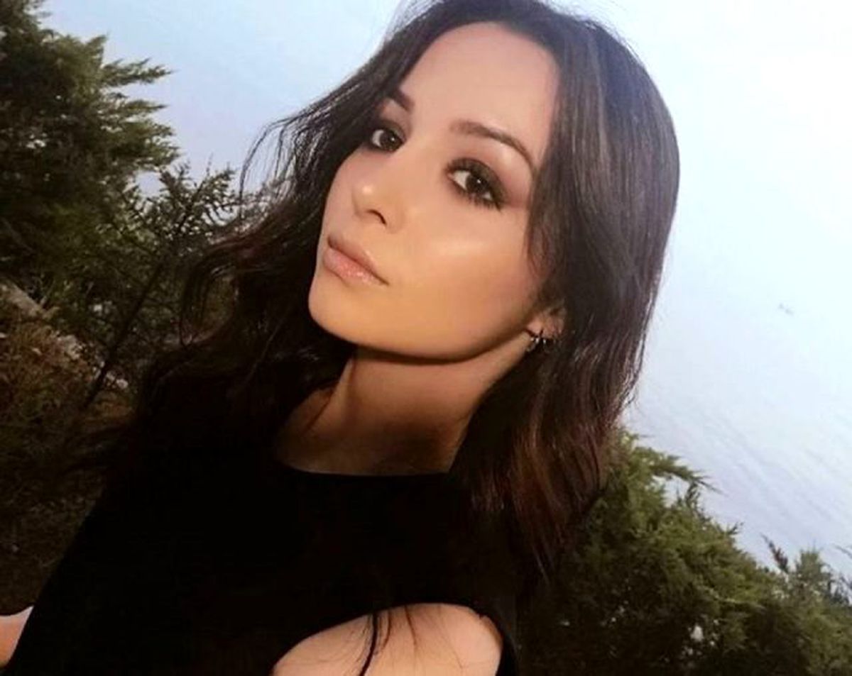 Kalbinden bıçaklanan Ceren Özdemir'in katil zanlısı gözaltına alınırken polisi bıçakladı
