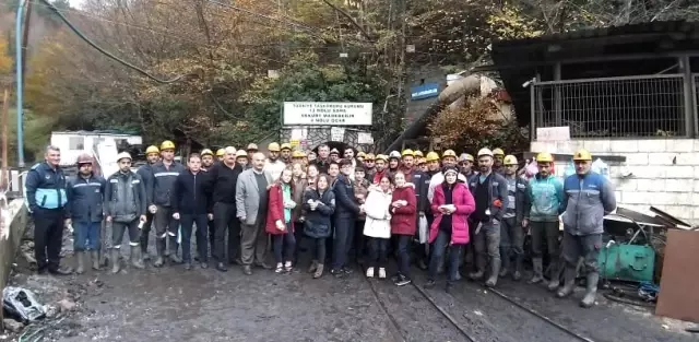 Madencinin torunları madencileri unutmadı Madencinin torunları madencileri unutmadı