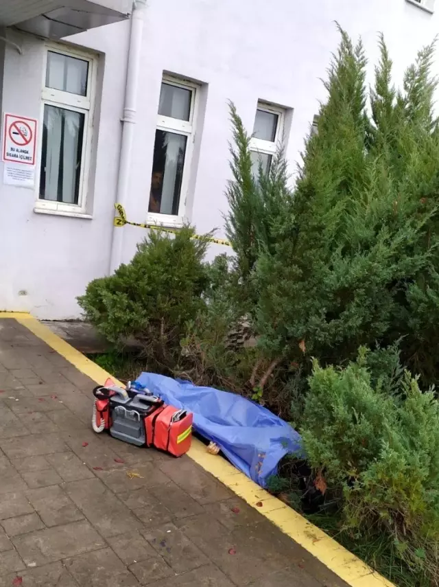 Öğretim görevlisi 5'inci kattan atlayarak canına kıydı Öğretim görevlisi 5'inci kattan atlayarak canına kıydı