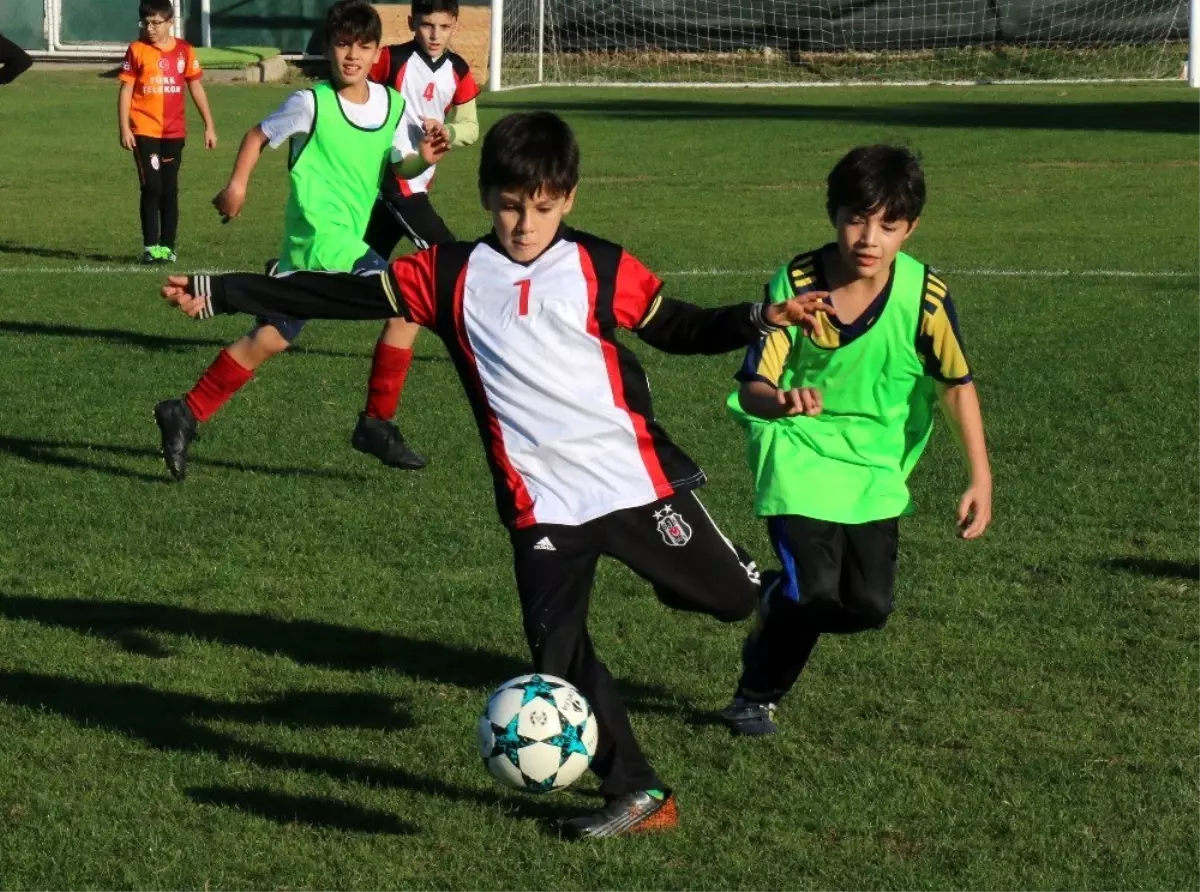 Okullar Ligi 6. sezonu başladı