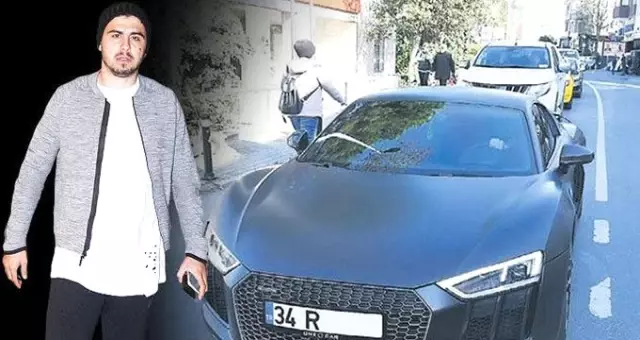 Ozan Tufan 2 milyon TL'lik aracıyla Etiler'de görüldü Ozan Tufan 2 milyon TL'lik aracıyla Etiler'de görüldü