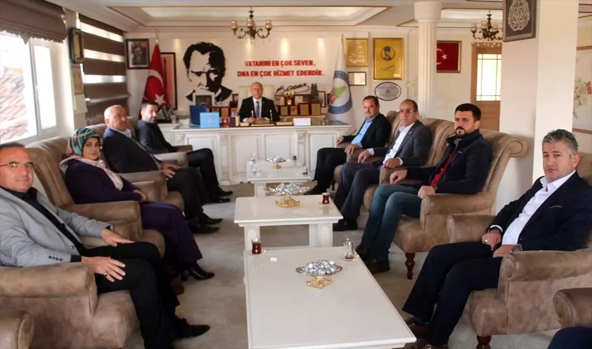 Şarkikaraağaç Belediye Başkanı Çarkacı'ya ziyaret