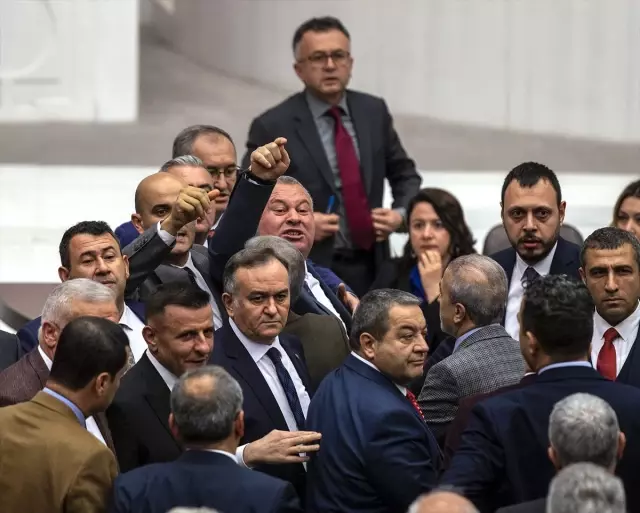 TBMM Genel Kurulu TBMM Genel Kurulu