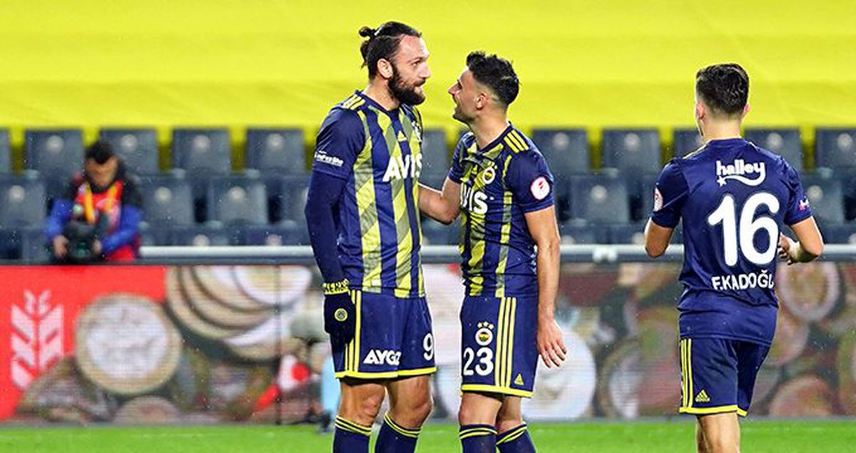 Vedat Muriç'ten Deniz Türüç'e: Hadi başka kapıya