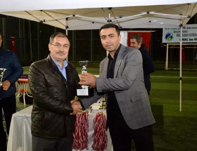 Yeşil Çevre'nin futbol turnuvası sona erdi Yeşil Çevre'nin futbol turnuvası sona erdi