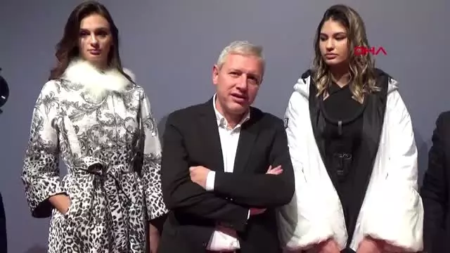 Antalya deri ve kürk moda fuarı defileyle başladı Antalya deri ve kürk moda fuarı defileyle başladı