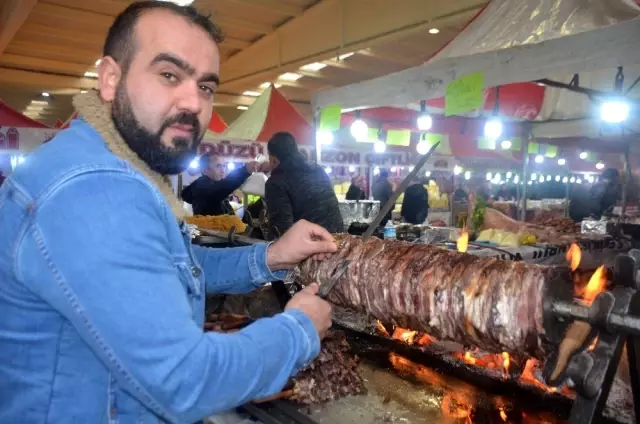 Pastırma polemiğinin ardından şimdi de 'cağ kebabı kimin?' tartışması başladı