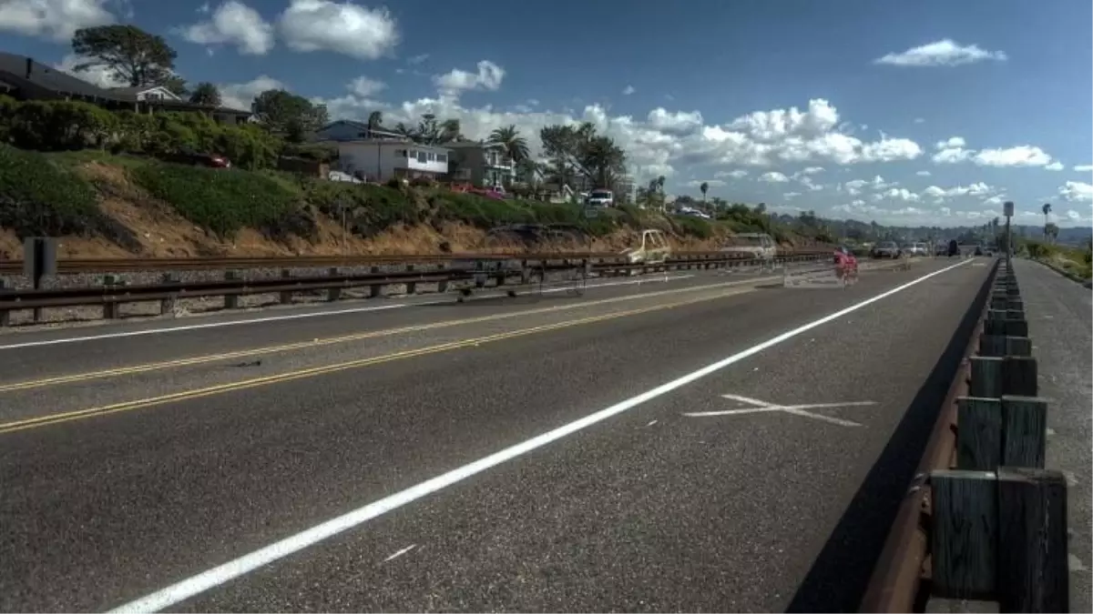 Eş cinsel olduğundan şüphelendiği oğlunu otoban kenarına bırakan baba gözaltına alındı