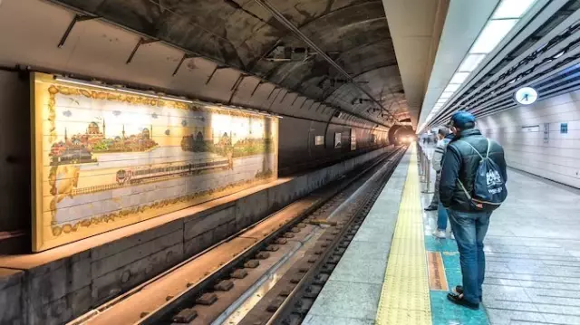 İBB'nin yapımına devam ettiği Kabataş-Beşiktaş-Mecidiyeköy metro hattında işçiler, iş bıraktı İBB'nin yapımına devam ettiği Kabataş-Beşiktaş-Mecidiyeköy metro hattında işçiler, iş bıraktı