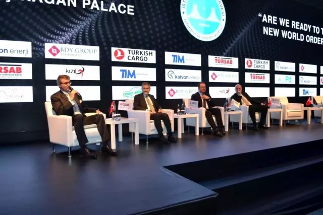 İstanbul Ekonomi Zirvesi 1 milyar dolar iş hacmi hedefiyle başladı İstanbul Ekonomi Zirvesi 1 milyar dolar iş hacmi hedefiyle başladı