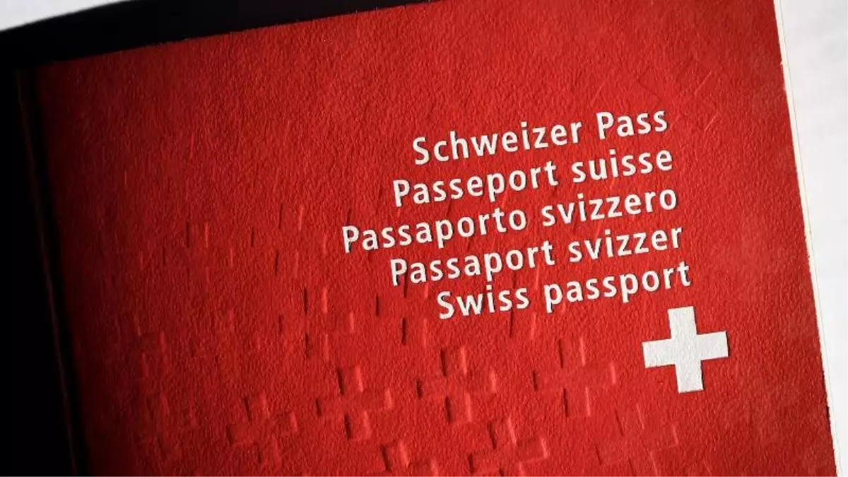 İsviçre'de vatandaşlık alan göçmenler alamayanlardan yılda 5 bin frank fazla kazanıyor