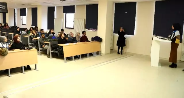 Kadına yönelik şiddetle mücadele HKÜ'de anlatıldı