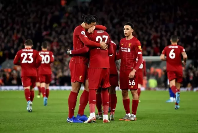 Liverpool, Merseyside derbisinde Everton'ı 5-2 yendi