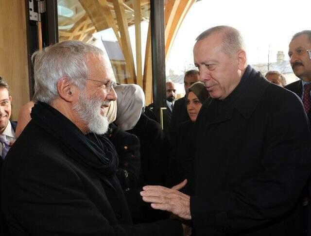 Son dakika: Cumhurbaşkanı Erdoğan, Cambridge Camisi'nin açılışını yaptı: Avrupa'nın ilk çevre dostu camisidir