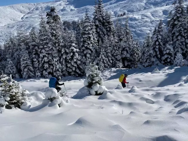 Uludağ'da kaybolan 2 dağcı için Eskişehir'den destek Uludağ'da kaybolan 2 dağcı için Eskişehir'den destek