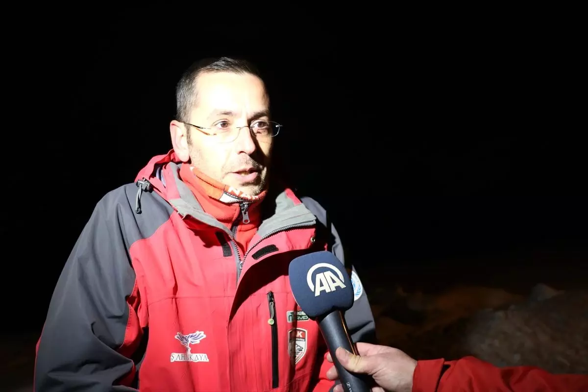 Uludağ'da kaybolan iki arkadaşı arama çalışmaları sürüyor