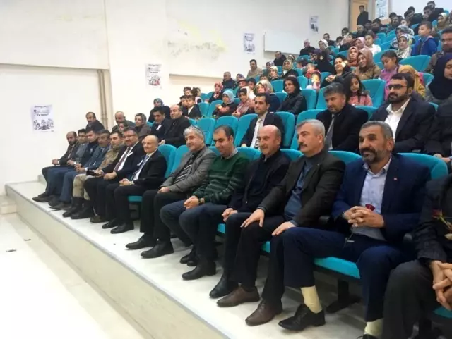 Yarışmada dereceye girenlere ödül verildi Yarışmada dereceye girenlere ödül verildi