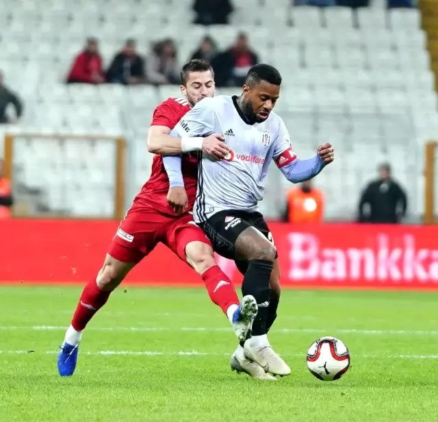 Ziraat Türkiye Kupası: Beşiktaş: 2 - 24 Erzincanspor: 0 (İlk yarı) Ziraat Türkiye Kupası: Beşiktaş: 2 - 24 Erzincanspor: 0 (İlk yarı)