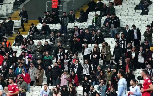Ziraat Türkiye Kupası: Beşiktaş: 2 - 24 Erzincanspor: 0 (İlk yarı) Ziraat Türkiye Kupası: Beşiktaş: 2 - 24 Erzincanspor: 0 (İlk yarı)