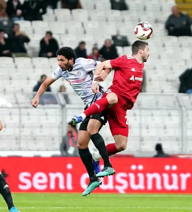 Ziraat Türkiye Kupası: Beşiktaş: 2 - 24 Erzincanspor: 0 (İlk yarı) Ziraat Türkiye Kupası: Beşiktaş: 2 - 24 Erzincanspor: 0 (İlk yarı)