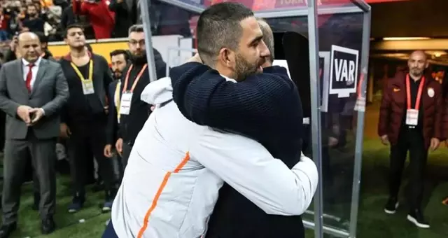 Arda Turan, Galatasaray'da oynamak için can atıyor!