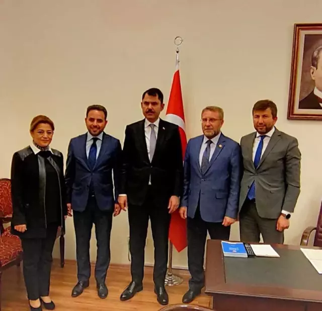 Başkan Demirci'den Bakan Kurum'a ziyaret Başkan Demirci'den Bakan Kurum'a ziyaret