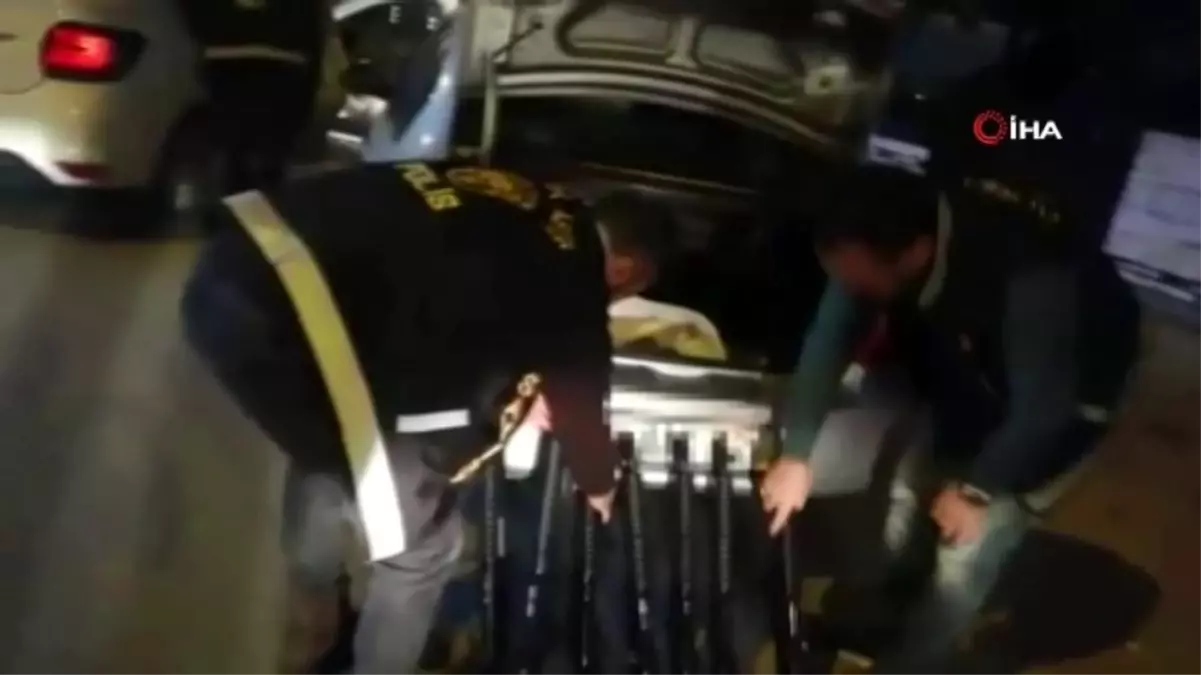 Cephanelik gibi otomobil