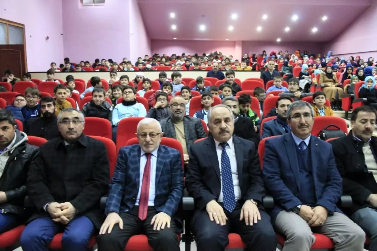 'Hafızlık eğitimi Kur'an'a hizmettir'