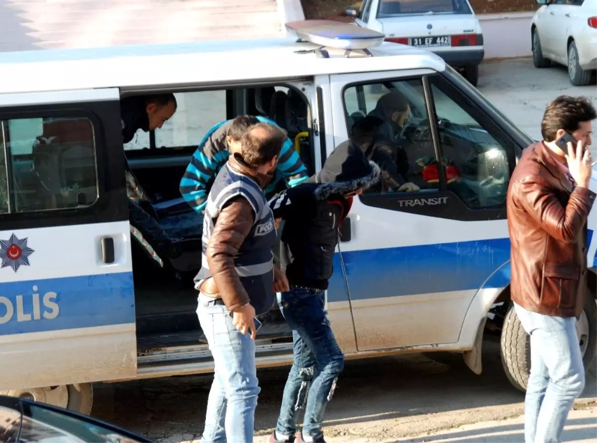Hatay'da 8 bin paket kaçak sigara ele geçirildi