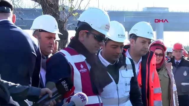 İmamoğlu gazetecilerin sorularını yanıtladı İmamoğlu gazetecilerin sorularını yanıtladı