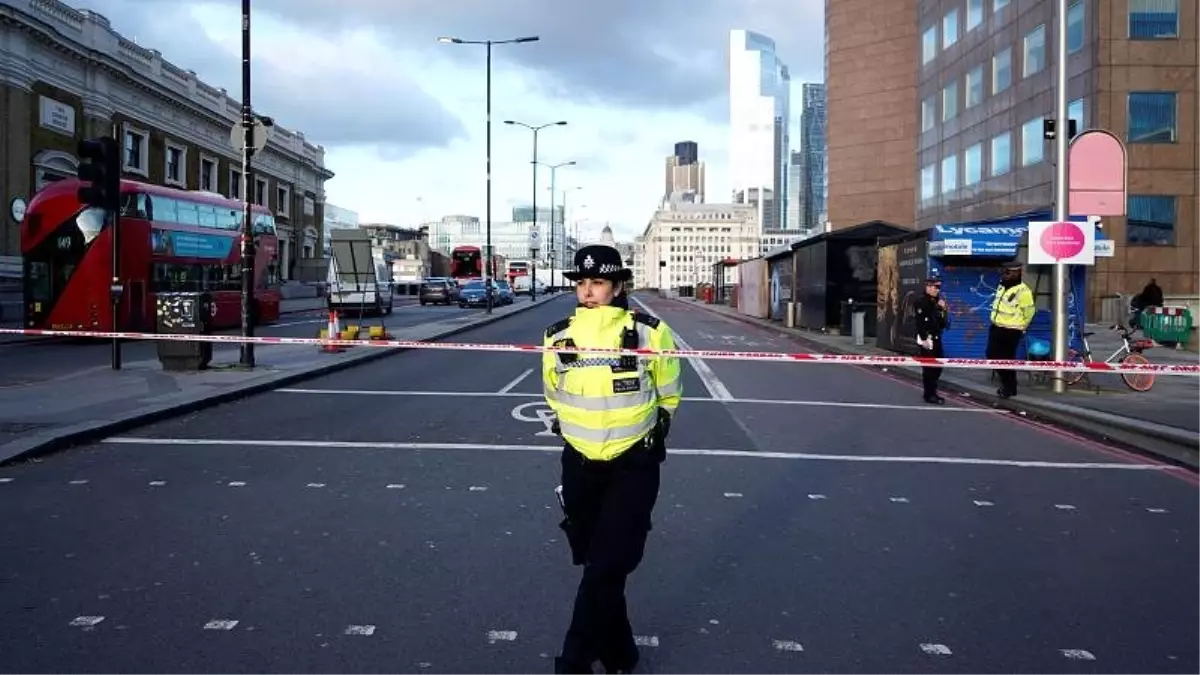 Londra'da polis operasyonu: 24 'modern köle' kurtarıldı