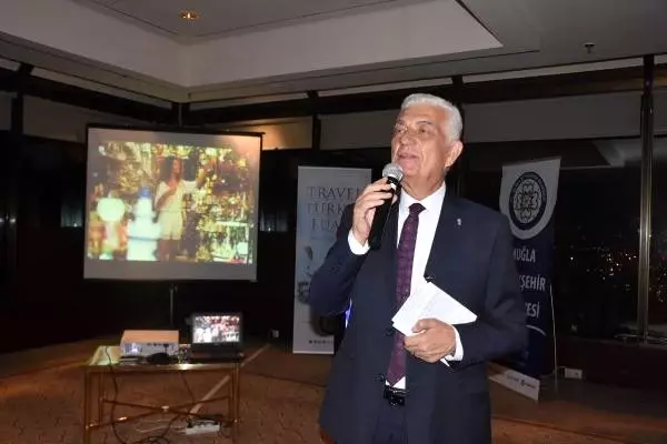 Muğla turizmi İzmir'de konuşuldu Muğla turizmi İzmir'de konuşuldu