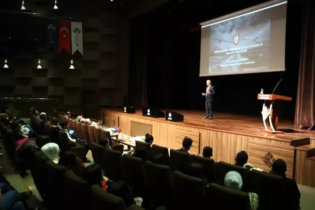 Savunma Sanayii Okuryazarlığı Sertifika Programı ilk kez HKÜ'de