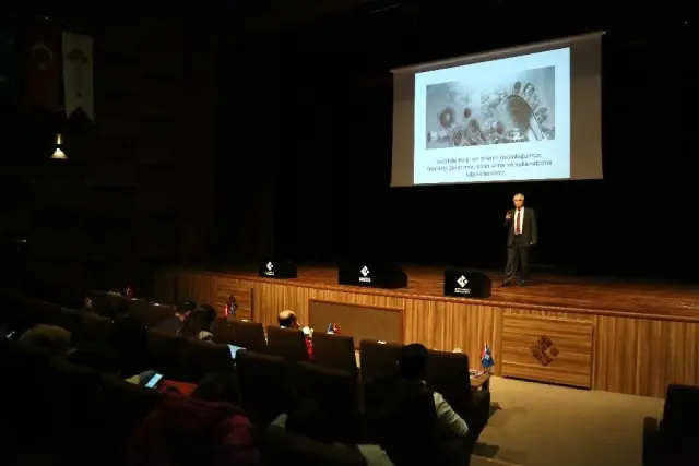 Savunma Sanayii Okuryazarlığı Sertifika Programı ilk kez HKÜ'de