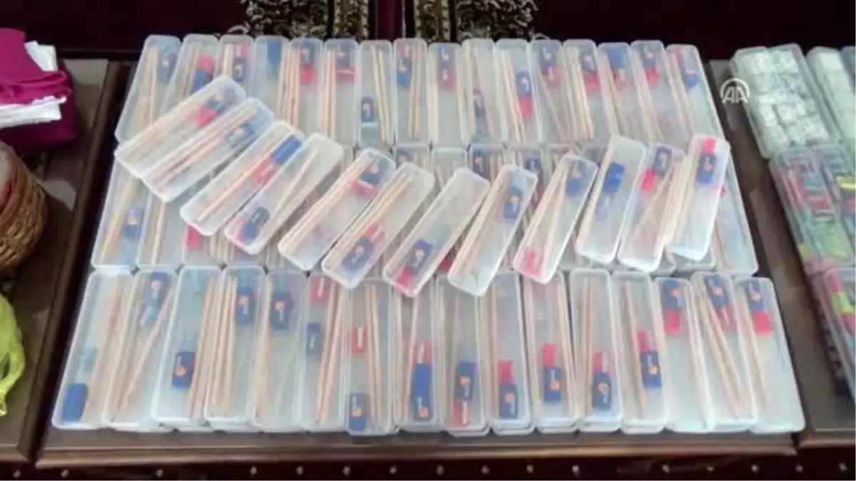 Siirt'teki köy okuluna oyuncak, kitap, kırtasiye ve giyim yardımı