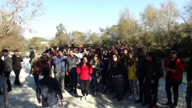 Bir günü bir gününü tutmayan Manavgat şelalesi ziyaretçilerine hayal kırıklığı yaşatıyor Bir günü bir gününü tutmayan Manavgat şelalesi ziyaretçilerine hayal kırıklığı yaşatıyor