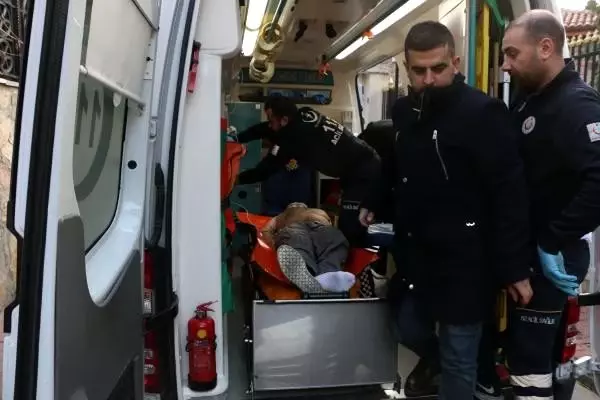 Cami tuvaletinde intihar girişiminde bulunan adam ağır yaralandı Cami tuvaletinde intihar girişiminde bulunan adam ağır yaralandı