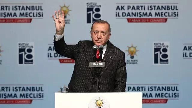 Erdoğan'dan Şehir Üniversitesi açıklaması: 'Bunlar Halk Bankası'nı dolandırmaya çalıştı'