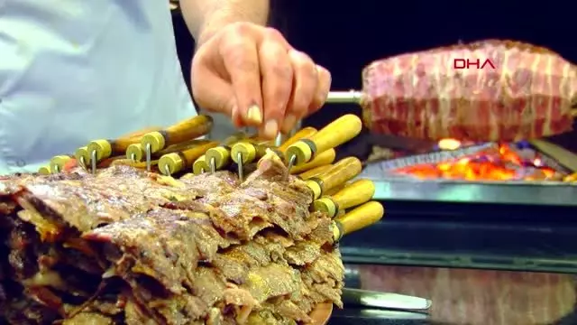 Erzurum 'cağ kebabı kimin' tartışması erzurumluları kızdırdı Erzurum 'cağ kebabı kimin' tartışması erzurumluları kızdırdı