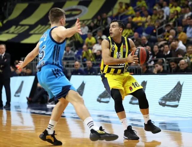 Fenerbahçe Beko uzatmada kazandı Fenerbahçe Beko uzatmada kazandı