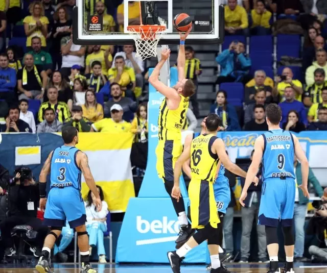 Fenerbahçe Beko uzatmada kazandı Fenerbahçe Beko uzatmada kazandı