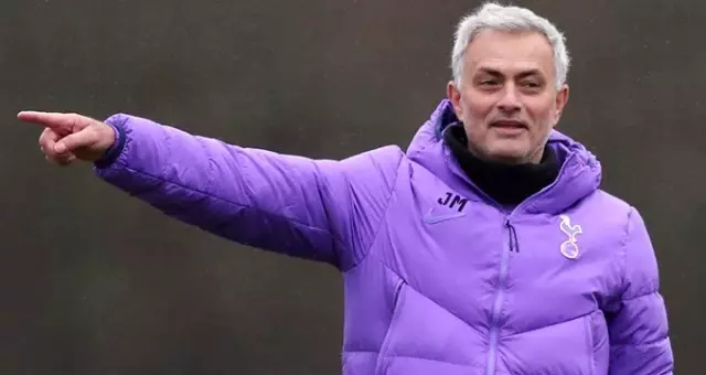 Jose Mourinho Merih Demiral'ı transfer etmek istiyor Jose Mourinho Merih Demiral'ı transfer etmek istiyor