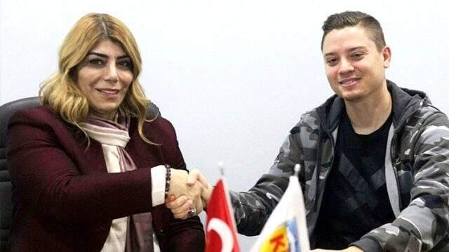 Kayserispor'un kadın başkanı, Süper Lig tarihinde bir ilki gerçekleştirdi