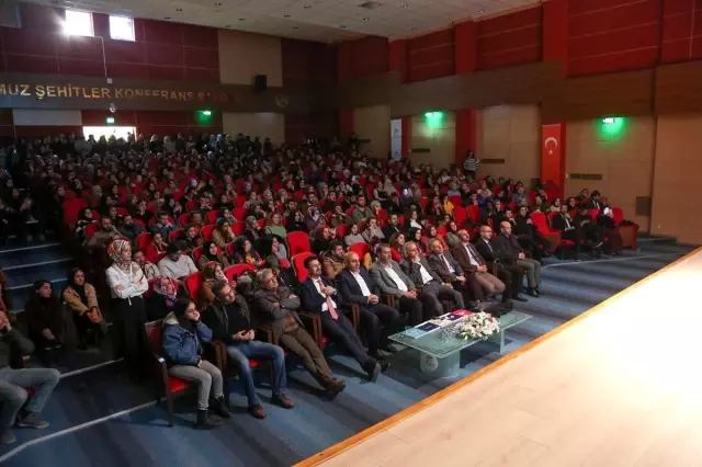 KBÜ'de şiir dinletisi