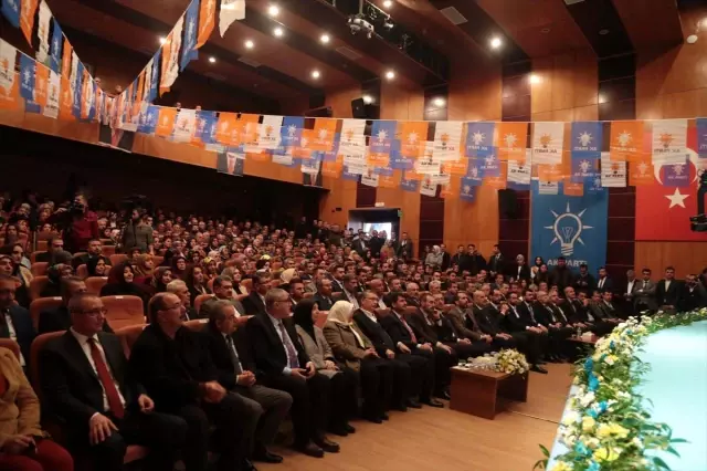 Mahir Ünal: 'NATO'ya görevini Recep Tayyip Erdoğan hatırlattı' Mahir Ünal: 'NATO'ya görevini Recep Tayyip Erdoğan hatırlattı'