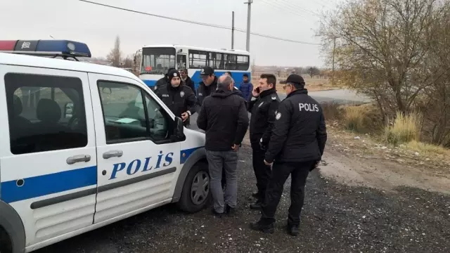 Otobüsün içinde kalp krizi geçirerek hayatını kaybetti Otobüsün içinde kalp krizi geçirerek hayatını kaybetti