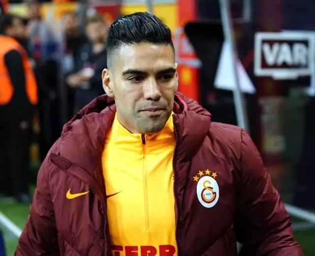 Radamel Falcao 68 gün sonra kadroda Radamel Falcao 68 gün sonra kadroda