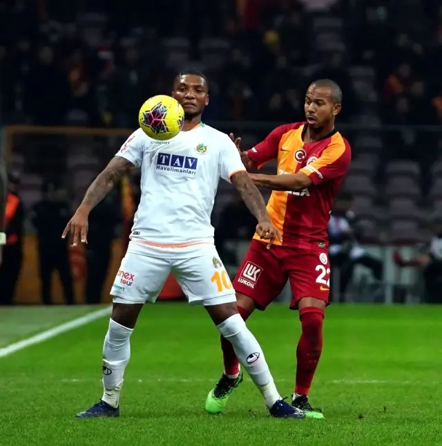 Süper Lig: Galatasaray: 1 - Aytemiz Alanyaspor: 0 (Maç sonucu) Süper Lig: Galatasaray: 1 - Aytemiz Alanyaspor: 0 (Maç sonucu)