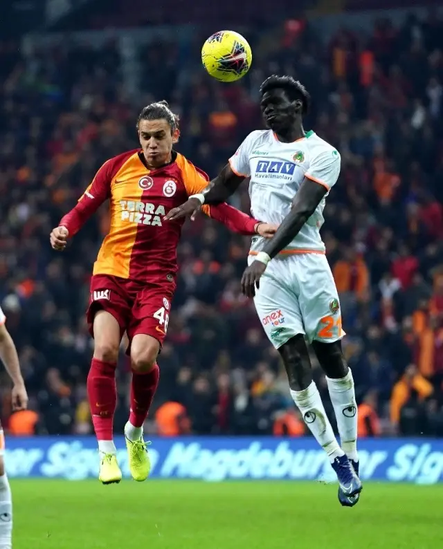 Süper Lig: Galatasaray: 1 - Aytemiz Alanyaspor: 0 (Maç sonucu) Süper Lig: Galatasaray: 1 - Aytemiz Alanyaspor: 0 (Maç sonucu)